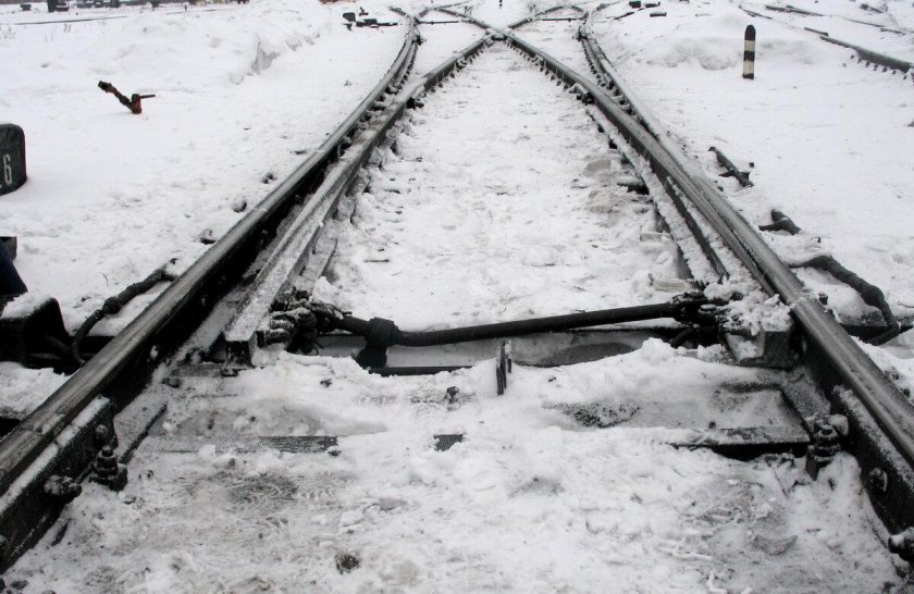 Взрез стрелки на ЖД