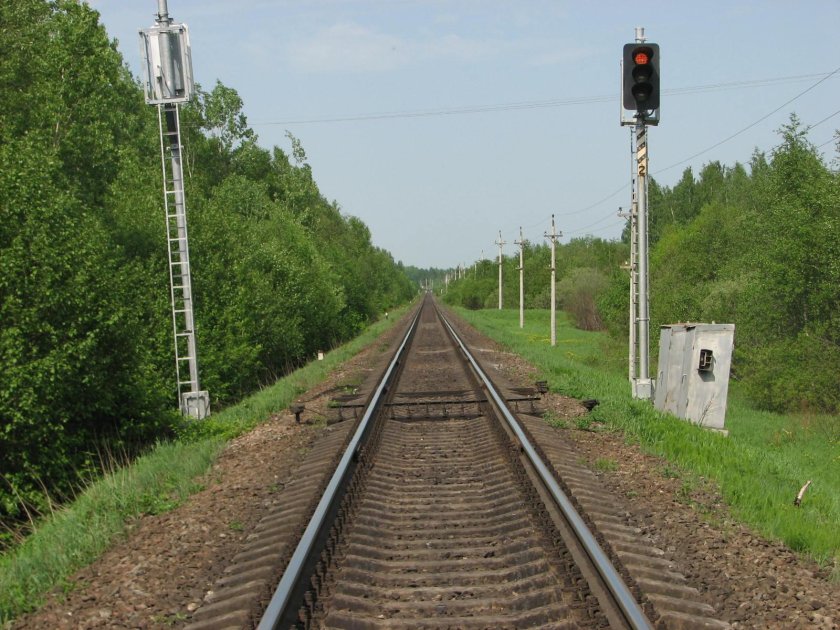 Проходной светофор на жд