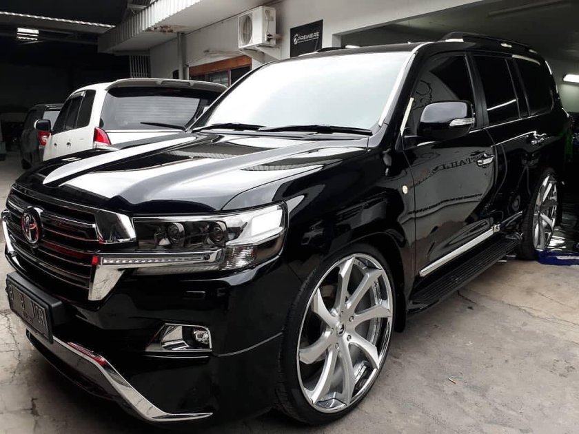 Toyota Land Cruiser 200 Tuning