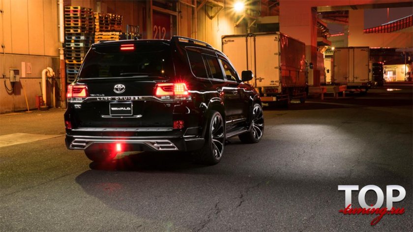 Toyota Land Cruiser 200 Wald