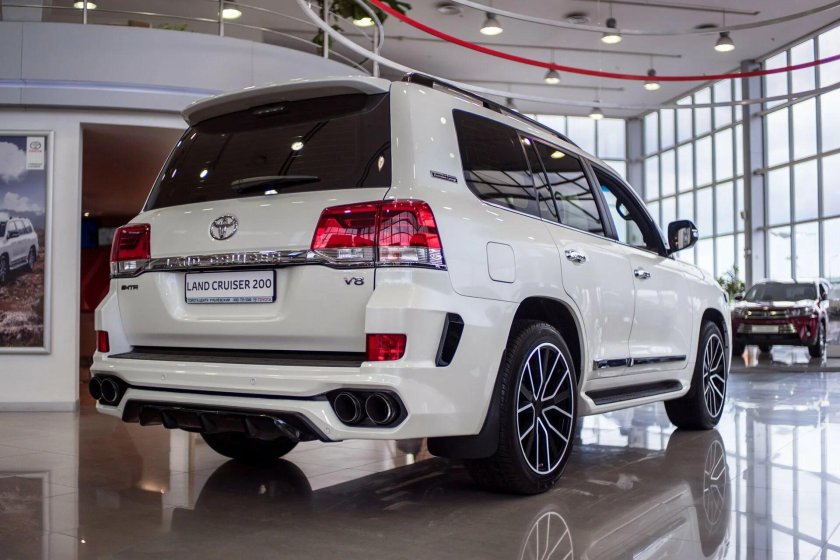 Toyota Land Cruiser 200 MTR