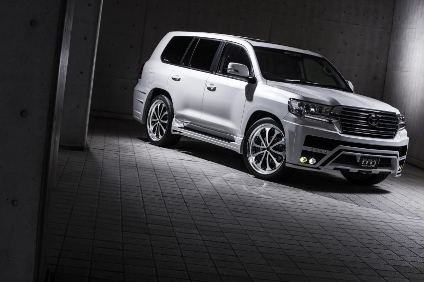 Toyota Land Cruiser 200 Tuning