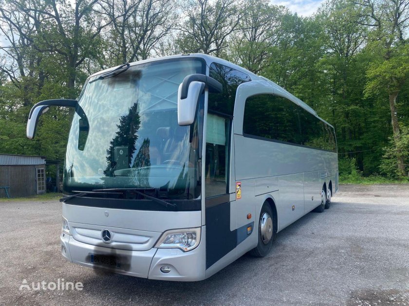 Автобус mercedes benz tourismo