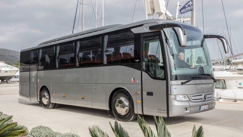 Автобус Mercedes-Benz Tourismo