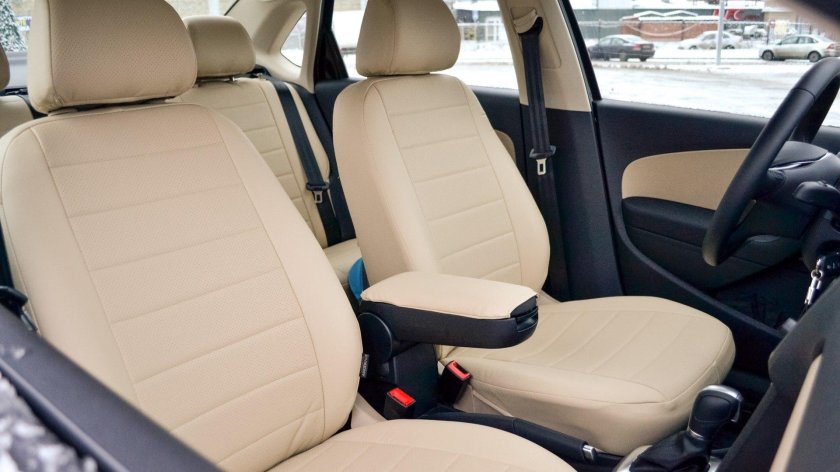 Чехлы Autopilot поло седан экокожа