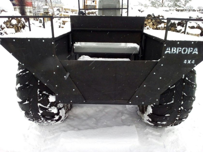 Болотоход Аврора 4х4