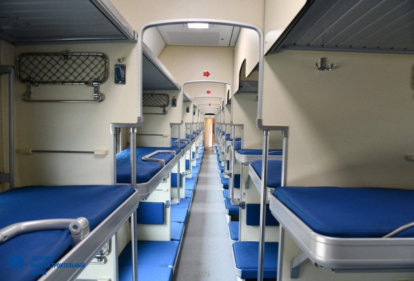 Двухэтажный вагон РЖД плацкарт