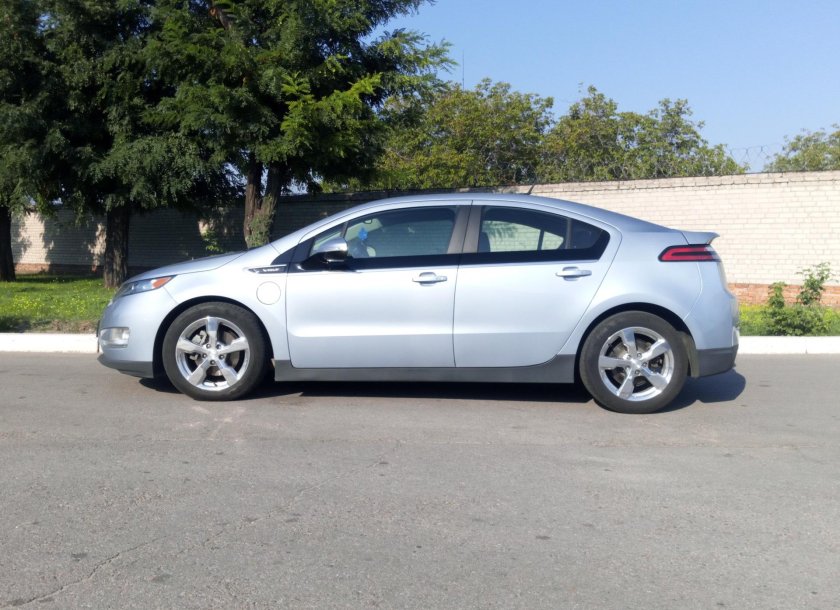 Chevrolet Volt 2 шины