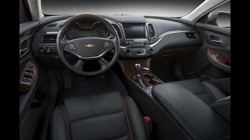 Chevrolet Impala 2020 салон