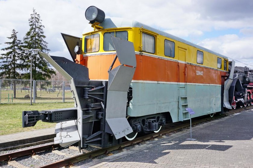 СДПМ Путевая машина