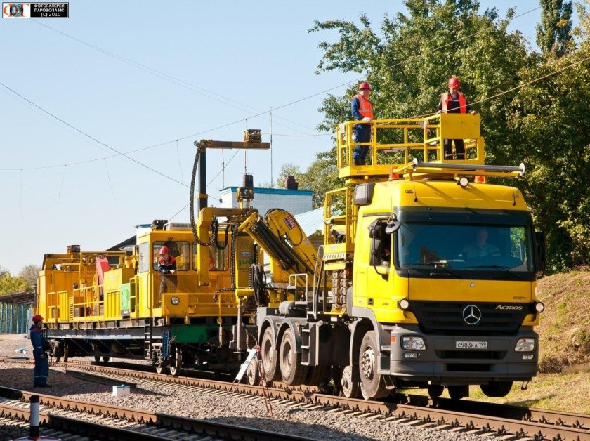 Маневровый тягач