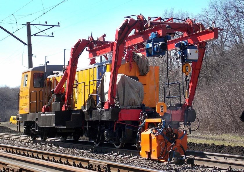 Путевая рельсосварочная самоходная машина ПРСМ 3