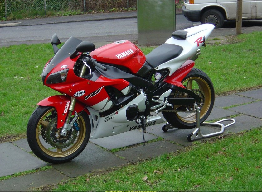 Yamaha YZF r1 1999