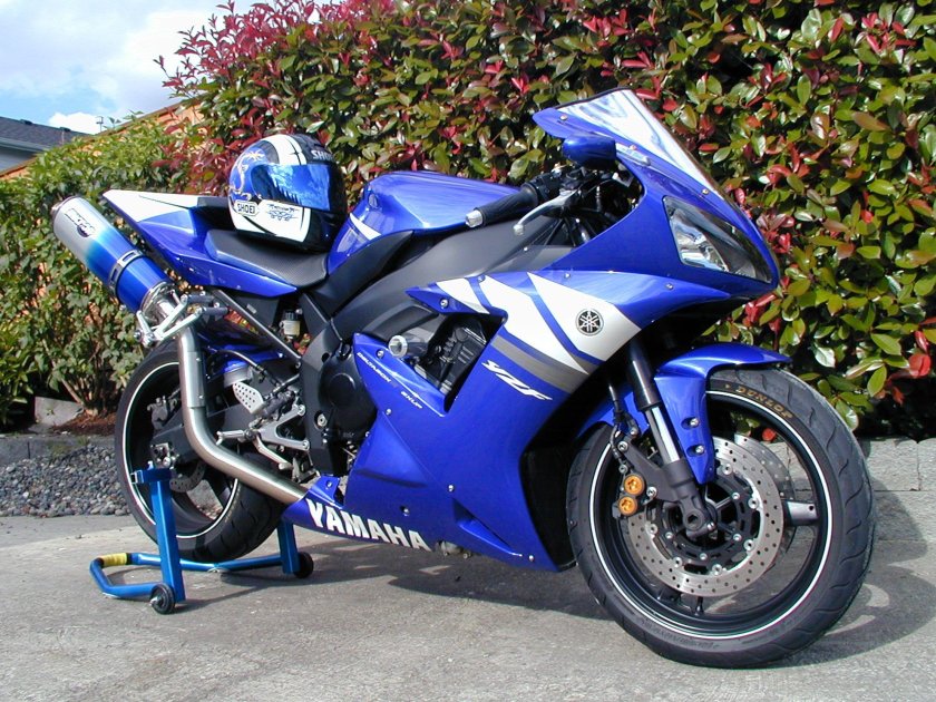 Yamaha r1 2003