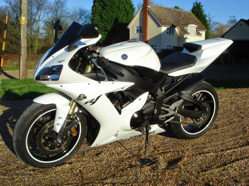Yamaha YZF-r1 2003
