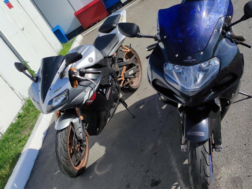 Мотоцикл yamaha r 1