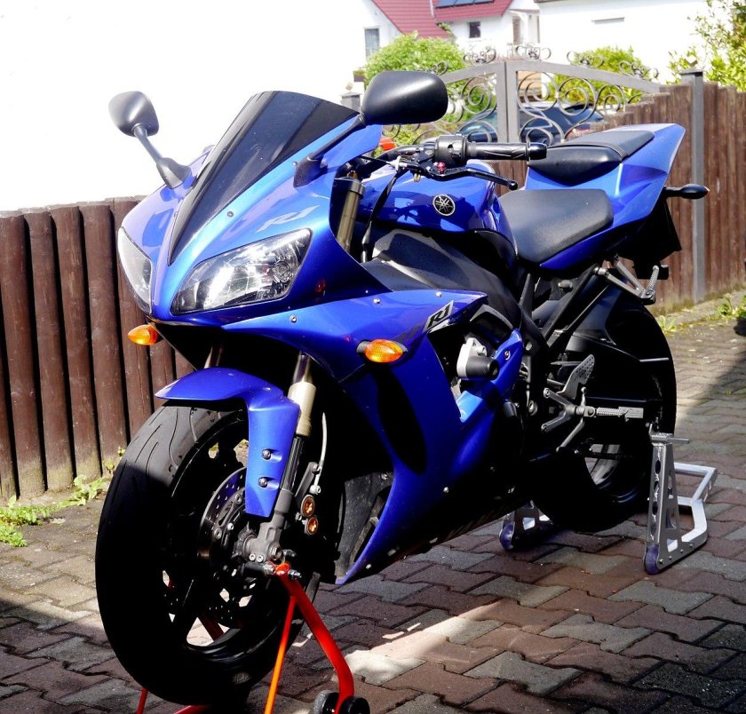 Yamaha r1 2002