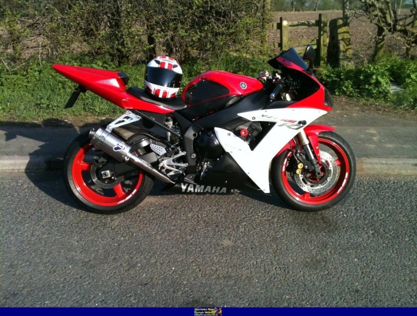 Yamaha r1 2003