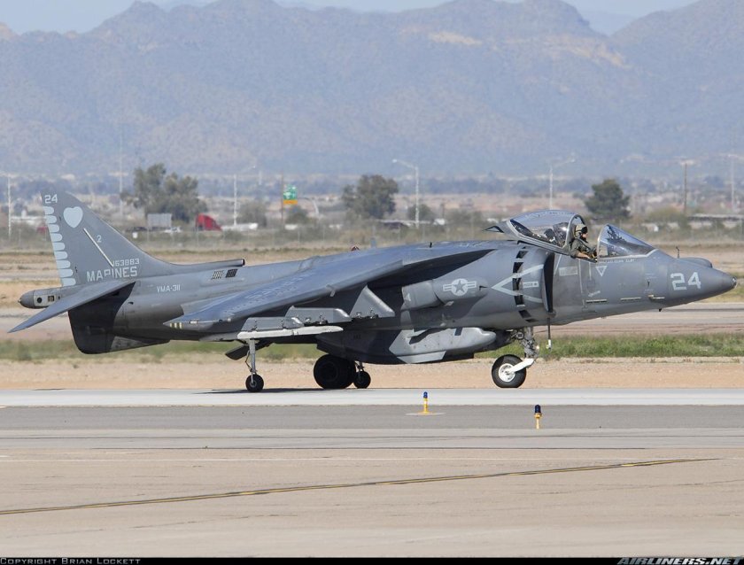 MCDONNELL Douglas av-8 Harrier II