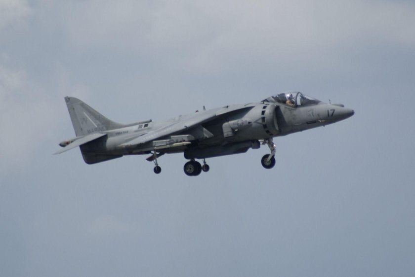 Av-8a harrier