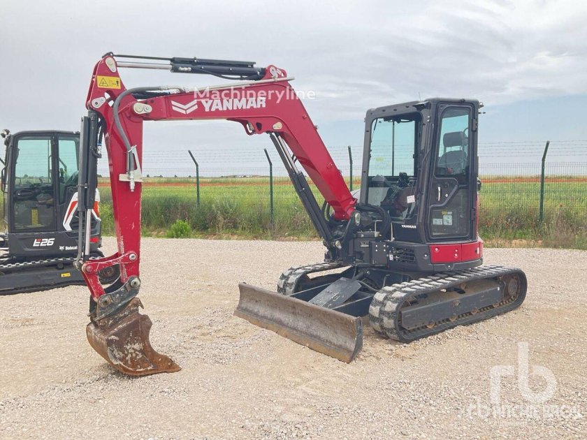 Экскаватор на гусеничном ходу