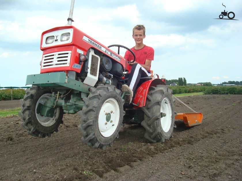 Трактор Янмар 1300