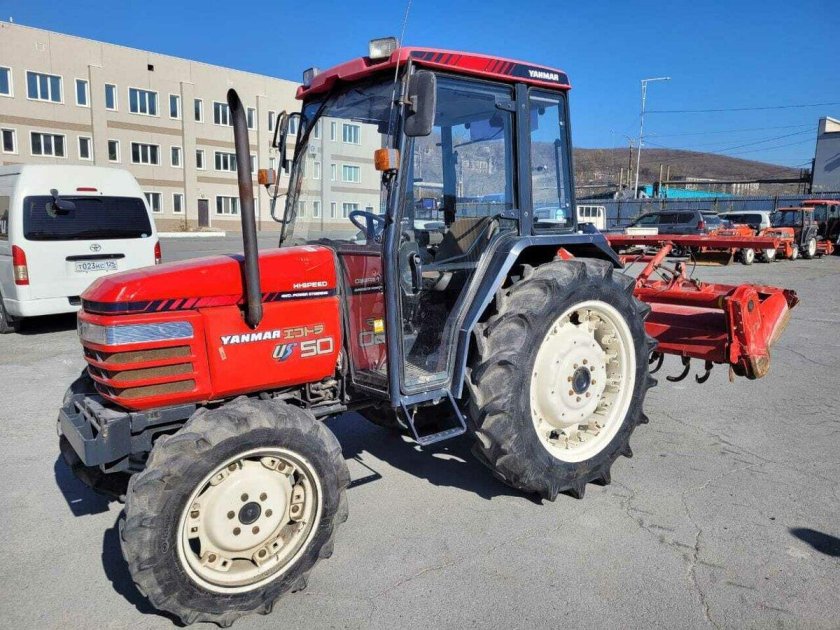 Трактор Фотон 454