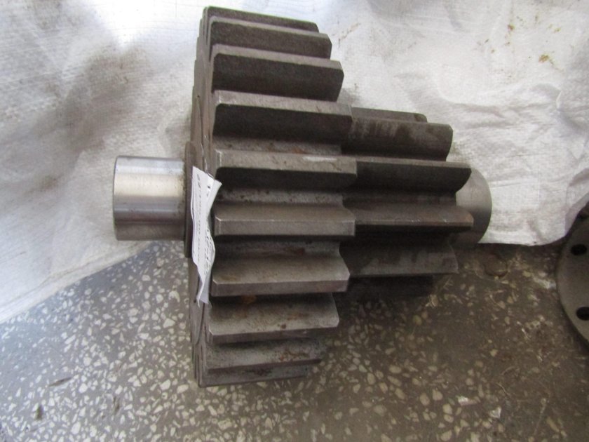 Шестерня двойная т-130