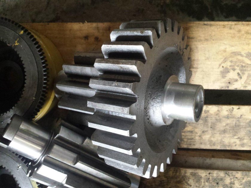 Бортовой редуктор ЧТЗ 130