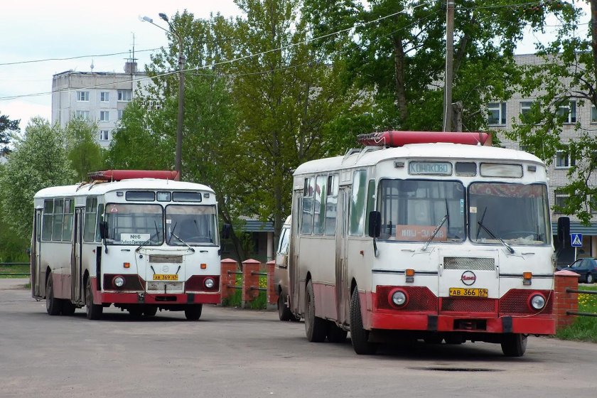 ЛИАЗ 677 В Конаково