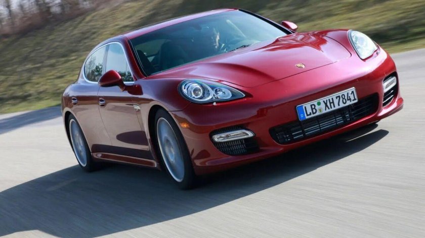 Порше Панамера