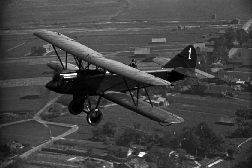 Самолет разведчик р 5