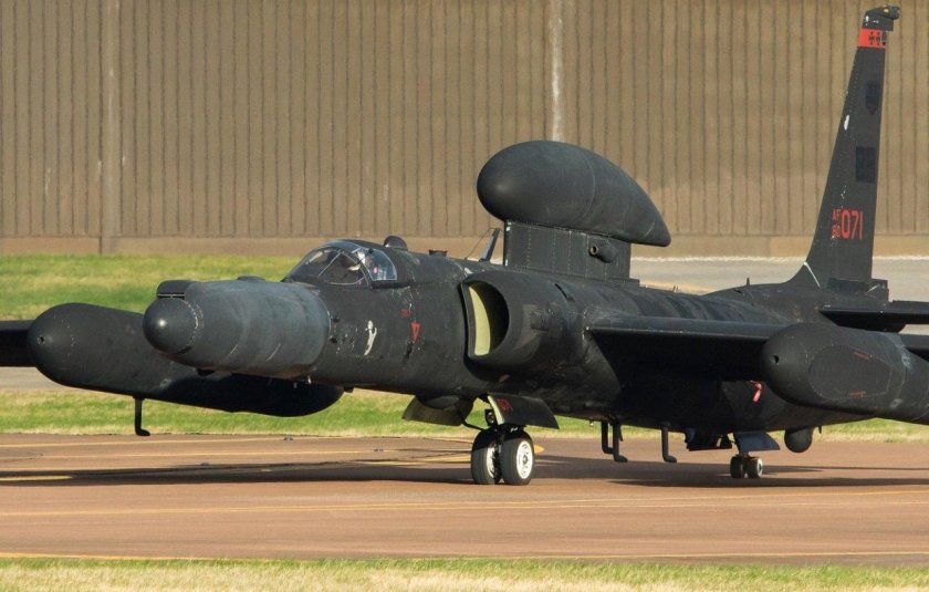 U-2 самолет разведчик