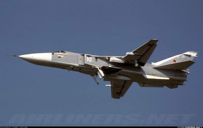 Су24 самолет