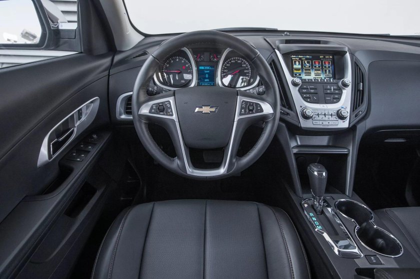 Chevrolet Equinox 2019 салон