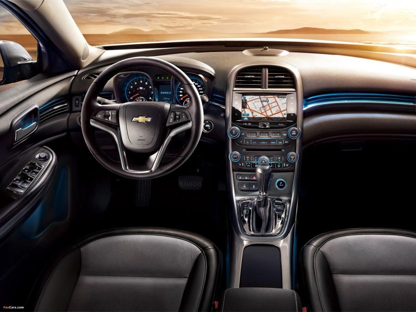 Chevrolet Malibu 2021 салон