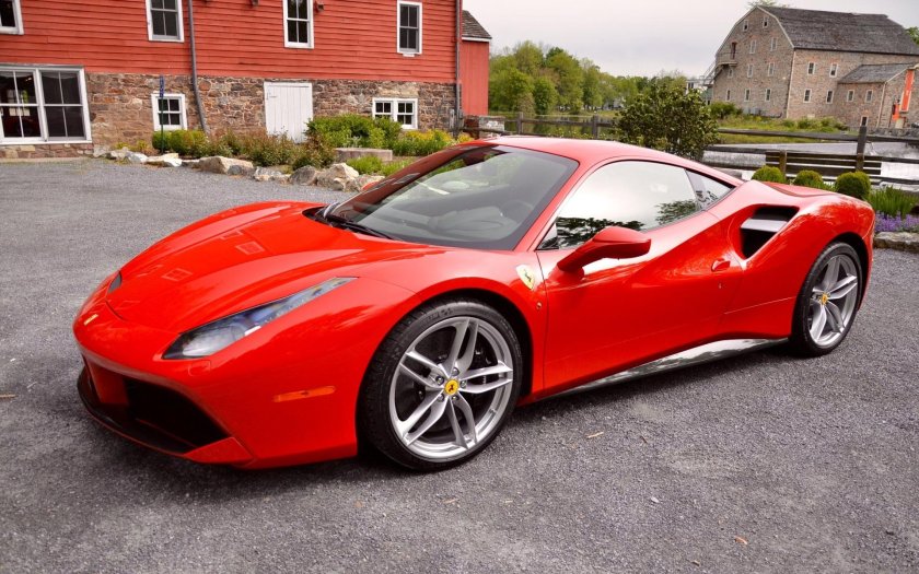 Феррари 457 Италия