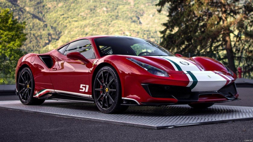 Феррари 488 писта