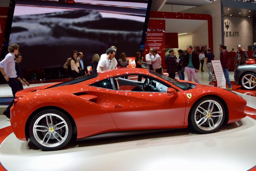Ferrari 488 GTB 2015