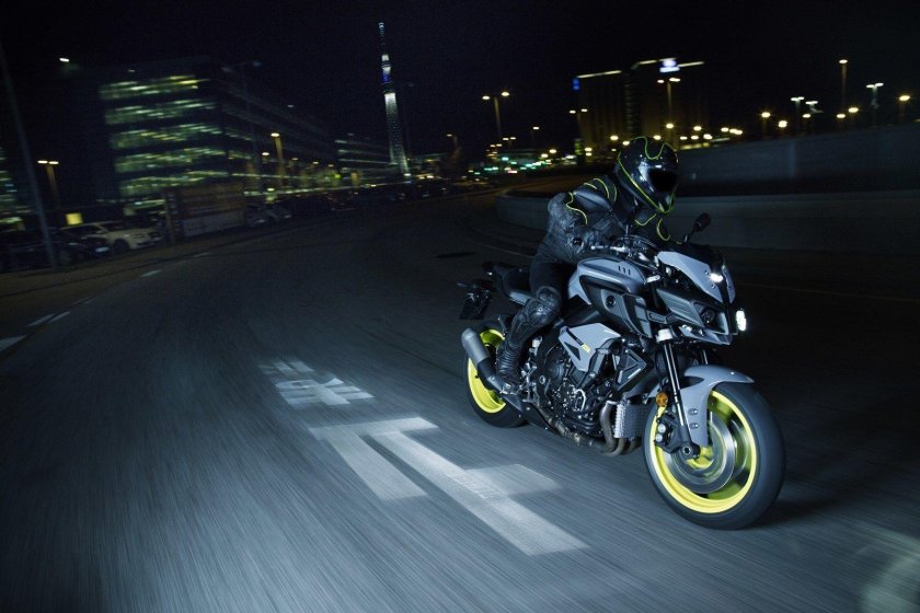 Yamaha MT 10