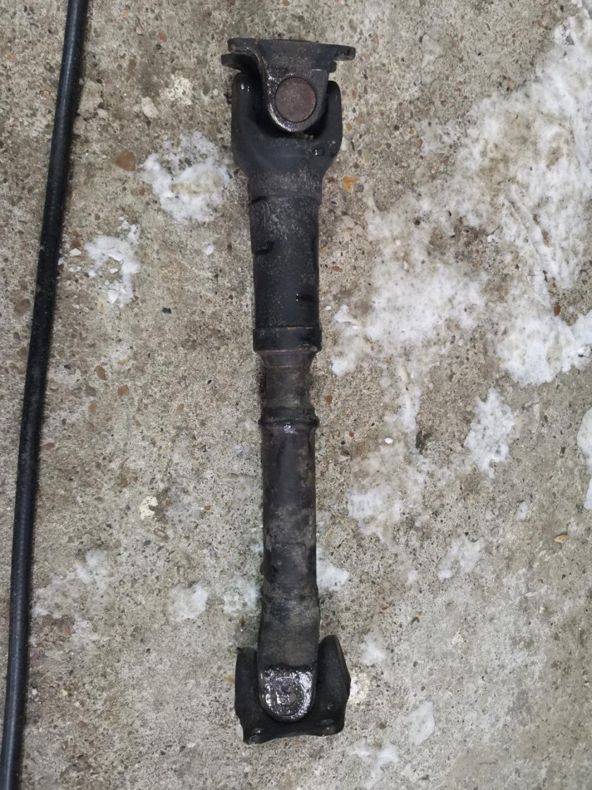 Задний кардан Опель Монтерея фотографии