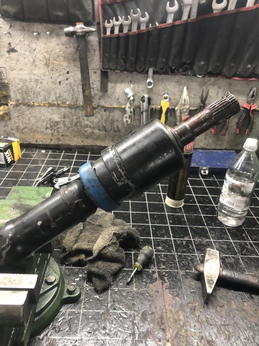 Шрус кардана Инсигния