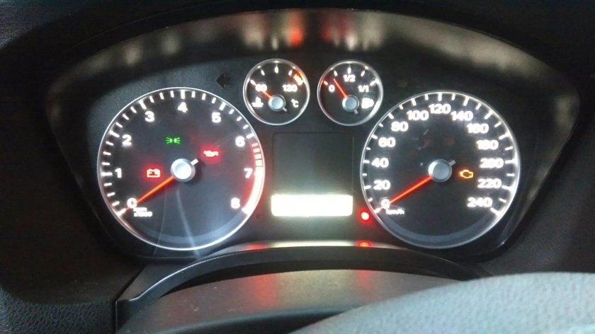 Пересвет приборов Форд фокус 2 дорестайл