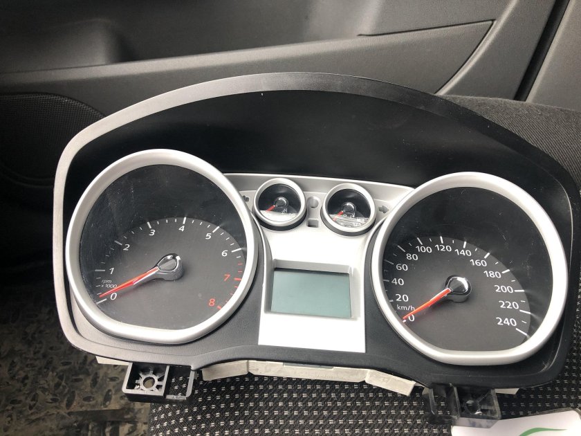 Приборка Форд фокус 2