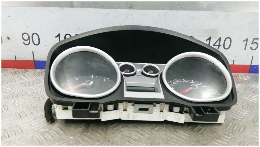 Приборная панель Форд фокус 2