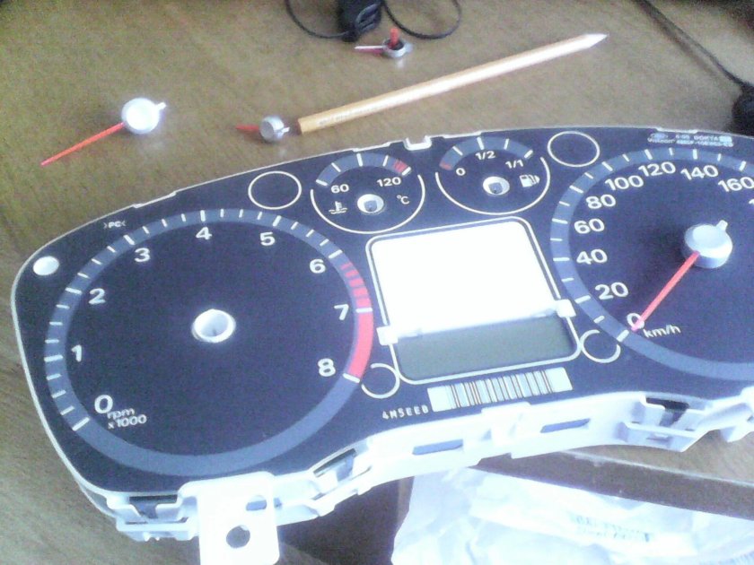 Форд фокус 1 Пересвет панели приборов