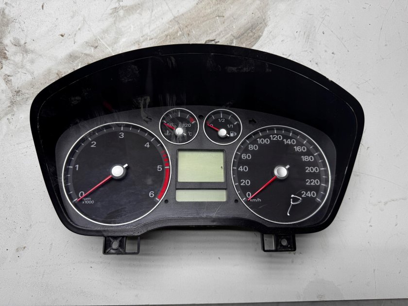 Приборная панель форд с макс