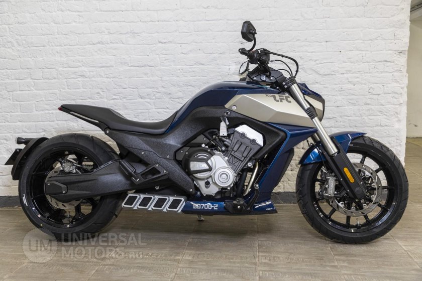 Бенда 700 мотоцикл