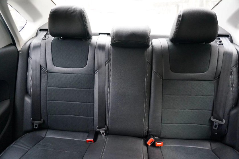 Polo sedan 2016 чехлы