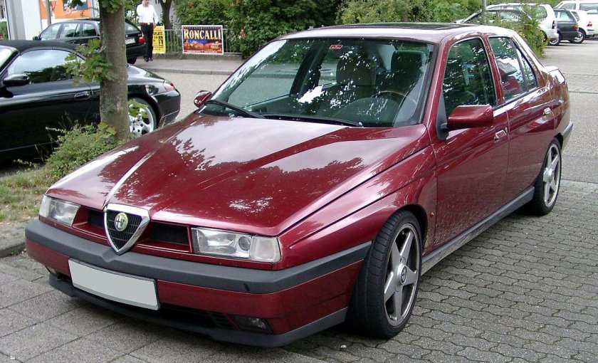 Alfa Romeo 155
